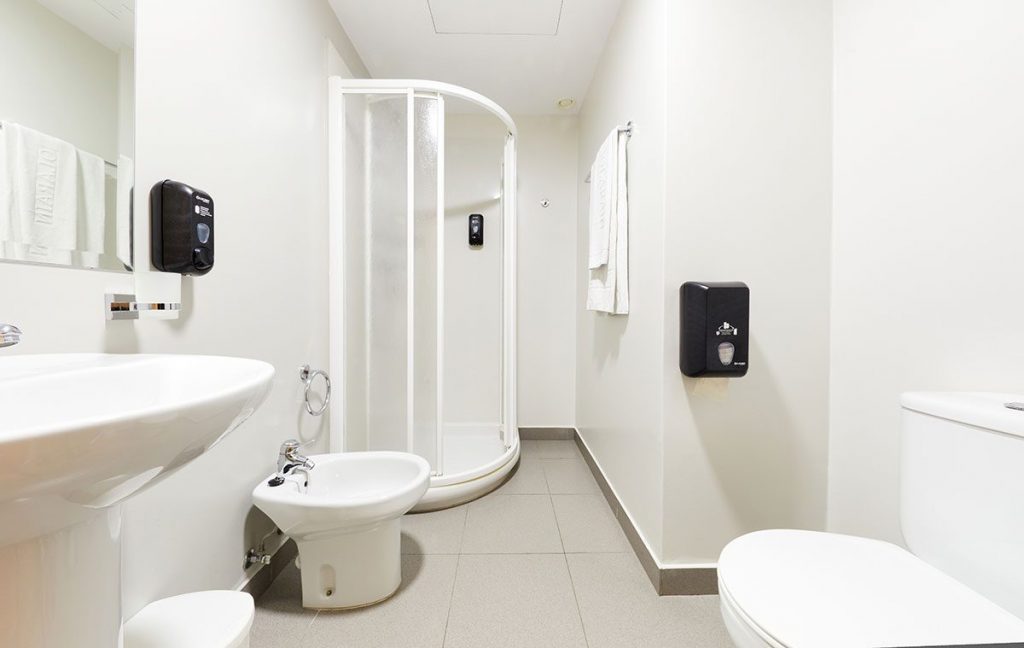 Olarain_2_15_doble_superior_wc Cuarto de baño